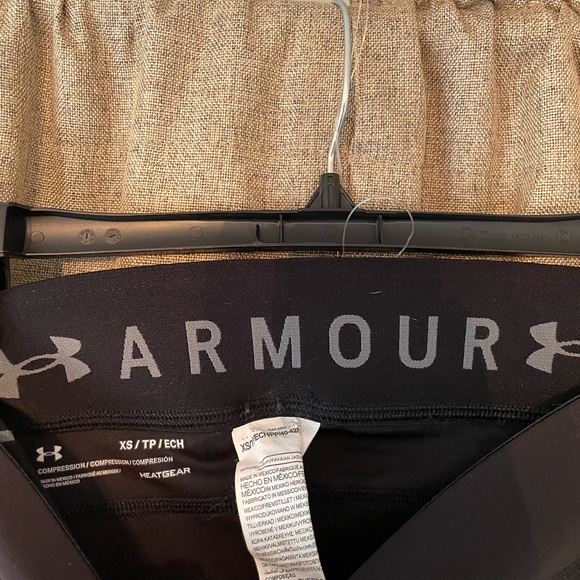 Compression Leggings from Under Armour - Picture 5 of 6